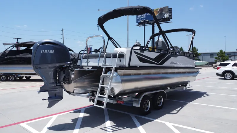 Slide: The Image of Avalon VNT85 VRB23T 2025 - 10