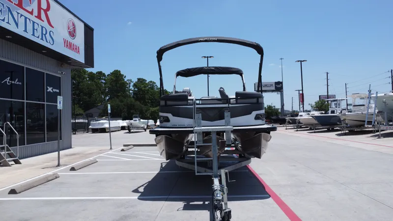 Slide: The Image of Avalon VNT85 VRB23T 2025 - 8