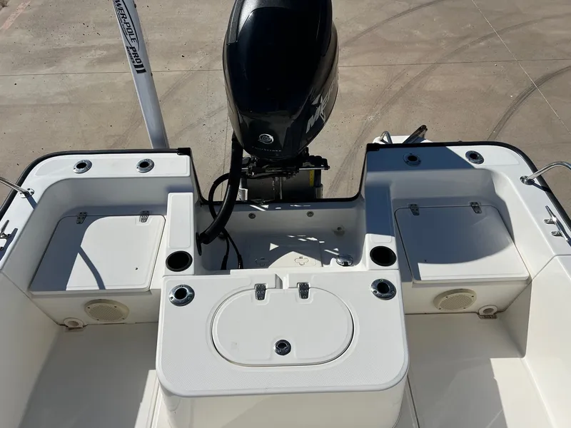 Slide: The Image of Boston Whaler 210 Montauk 2012 - 22