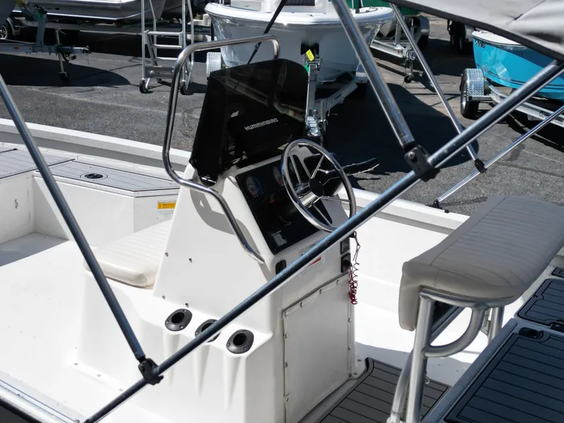 Slide: The Image of G3 Bay 20 DLX 2015 - 13