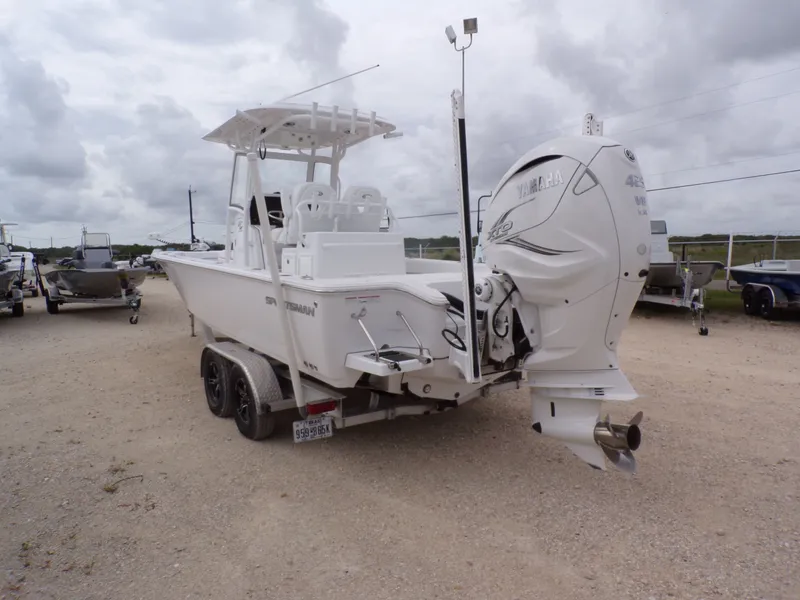 Slide: The Image of Sportsman Masters 267 Bay Boat 2021 - 44