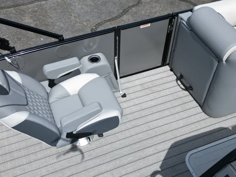 Slide: The Image of Tahoe CAS VRB25T 2025 - 15