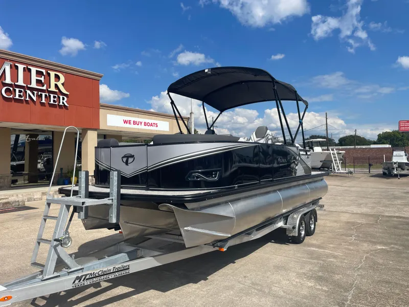 Slide: The Image of Tahoe AVALON LTZ QL21T 2024 - 3