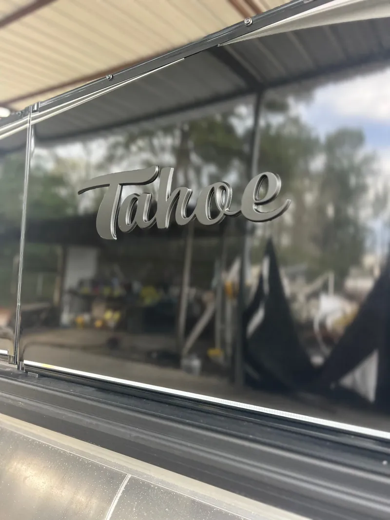 Slide: The Image of Tahoe LTZ QL21T 2024 - 3