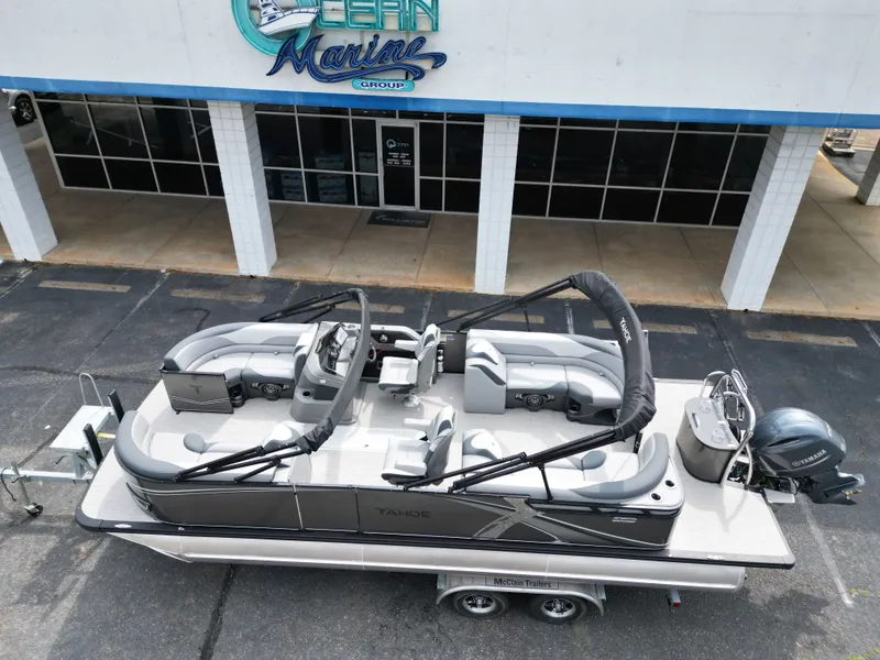 Slide: The Image of Tahoe LTZ QL23T 2025 - 3