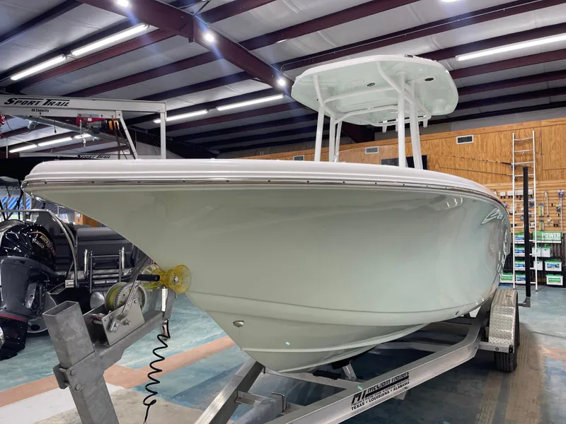 Slide: The Image of Tidewater 220 LXF 2025 - 6