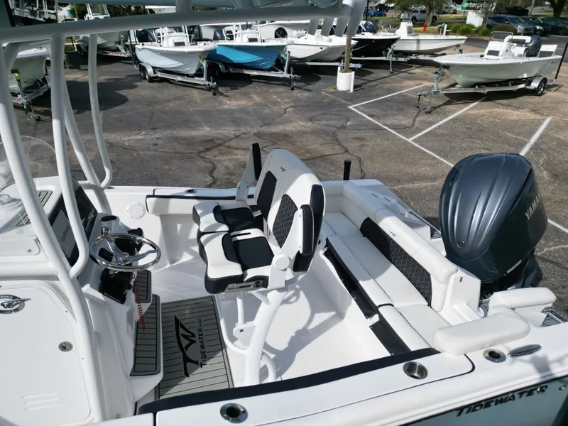 Slide: The Image of Tidewater 220 LXF 2025 - 50