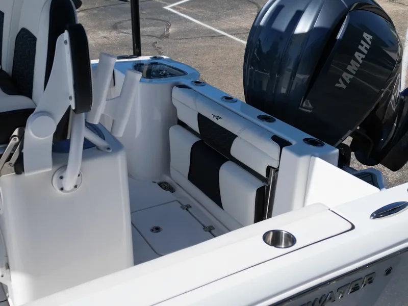 Slide: The Image of Tidewater 232 CC Adventure 2025 - 33