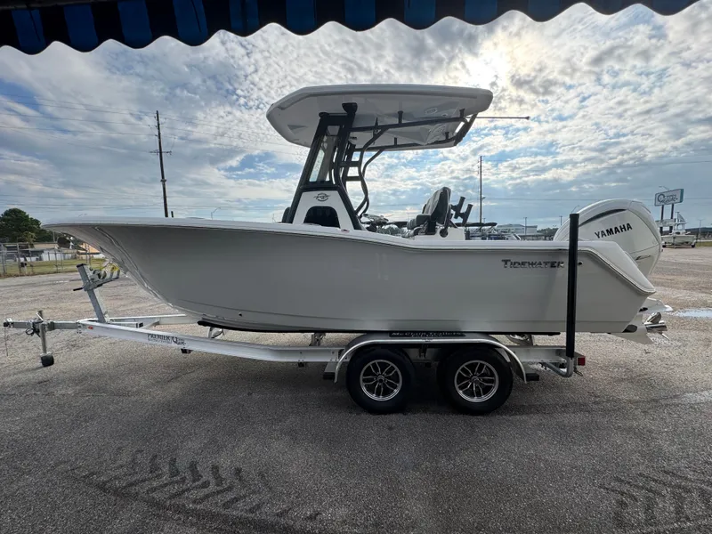 Slide: The Image of Tidewater 232 CC Adventure 2026 - 3