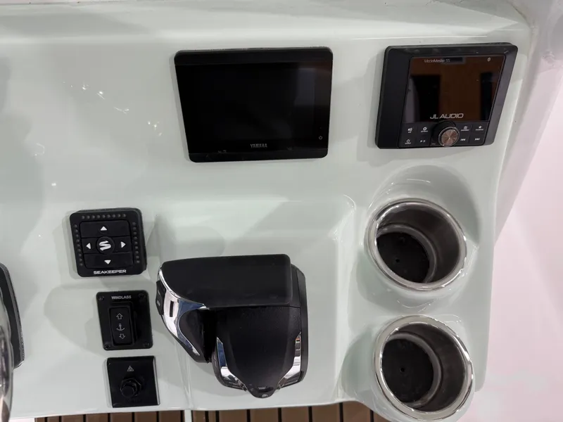 Slide: The Image of Tidewater 232 LXF 2025 - 28