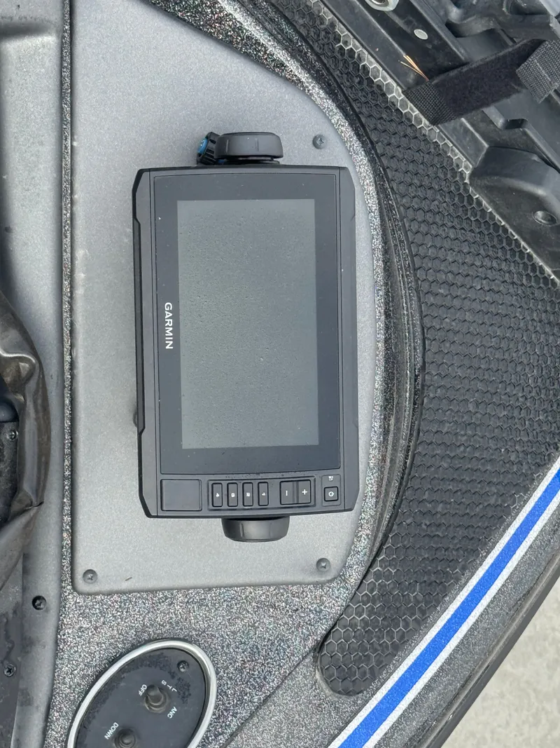 Slide: The Image of Triton 189 TrX 2020 - 18