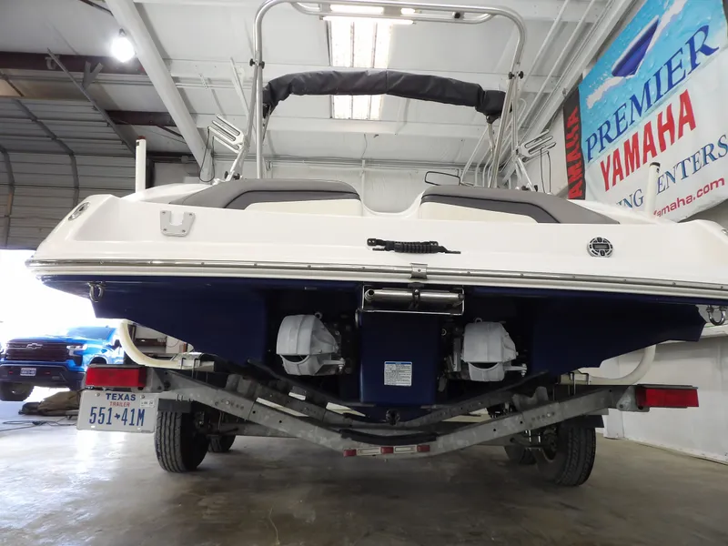 Slide: The Image of Yamaha 212X 2012 - 8