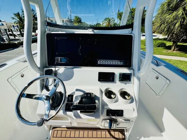 Slide: The Image of Tidewater 252 2018 - 11