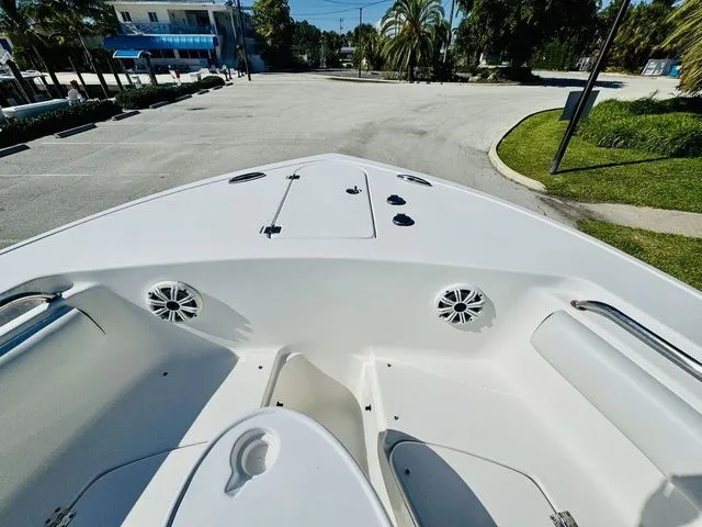 Slide: The Image of Tidewater 252 2018 - 18