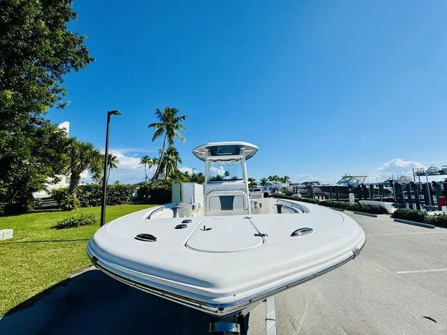 Slide: The Image of Tidewater 252 2018 - 19