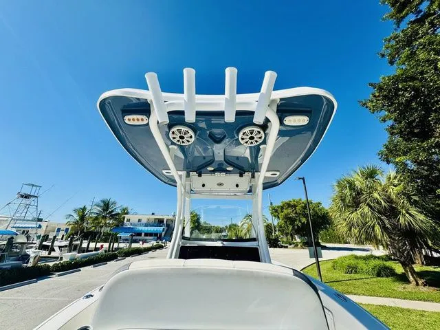 Slide: The Image of Tidewater 252 2018 - 9