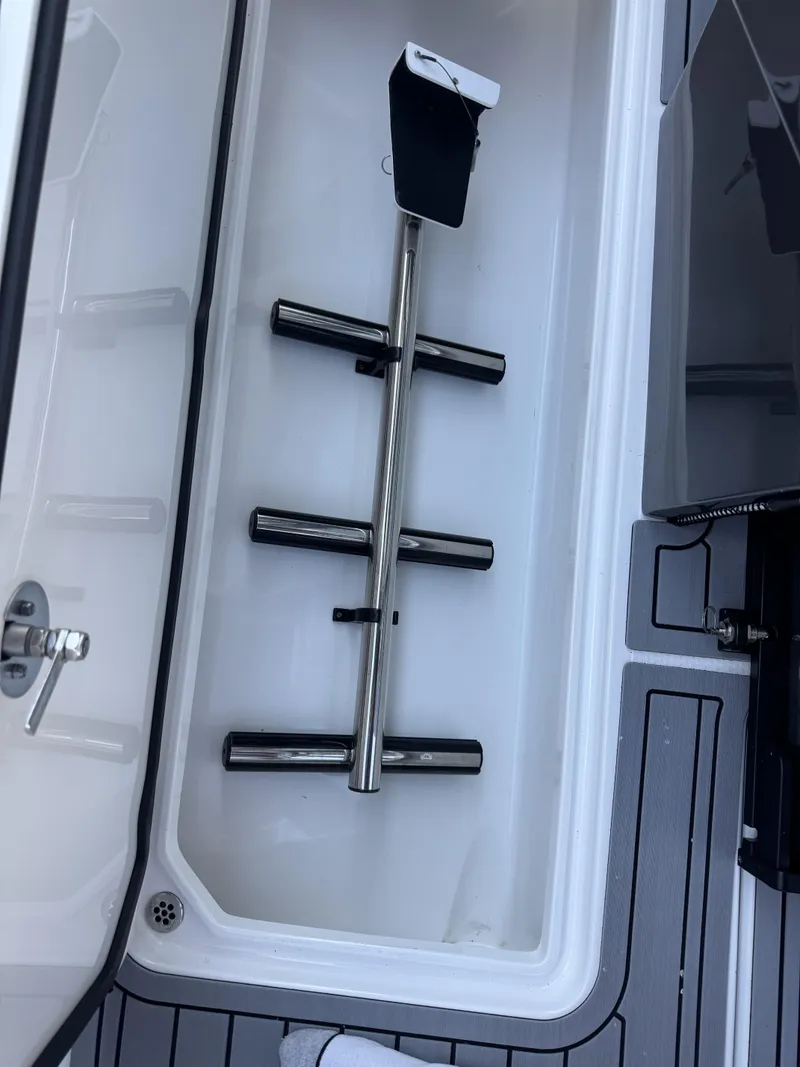 Slide: The Image of Nor-Tech 400 Supersport with trailer 2025 - 16