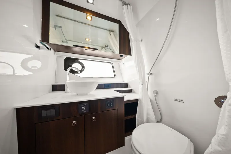 Slide: The Image of Cruisers 42 GLS Outboard 2026 - 25