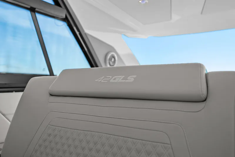 Slide: The Image of Cruisers 42 GLS Outboard 2026 - 47