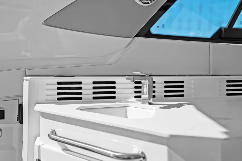 Slide: The Image of Cruisers 42 GLS Outboard 2026 - 52