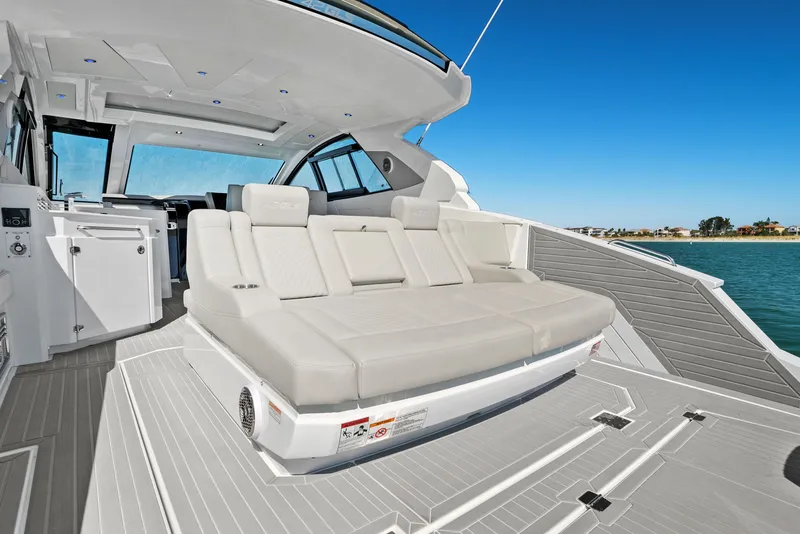 Slide: The Image of Cruisers Yachts 42 GLS Outboard 2026 - 59