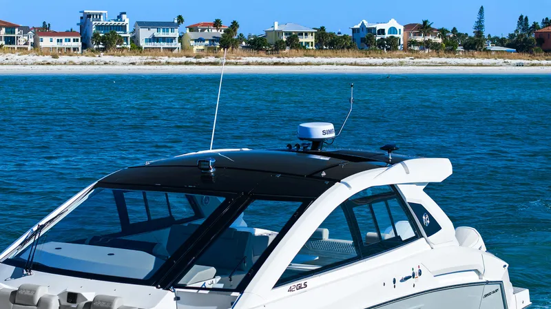 Slide: The Image of Cruisers Yachts 42 GLS Outboard 2026 - 9