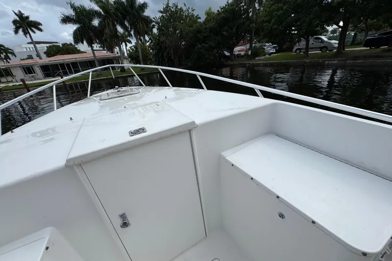 Slide: The Image of 1993 Marlin 35 CC Sportfish boat interior with steering wheel and controls. - 39