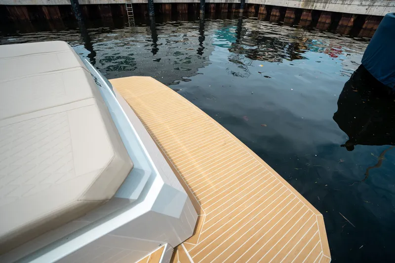 Slide: The Image of De Antonio D42 Open 2025 - 11