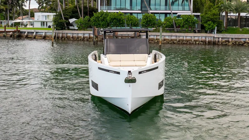 Slide: The Image of De Antonio D42 Open 2025 - 3