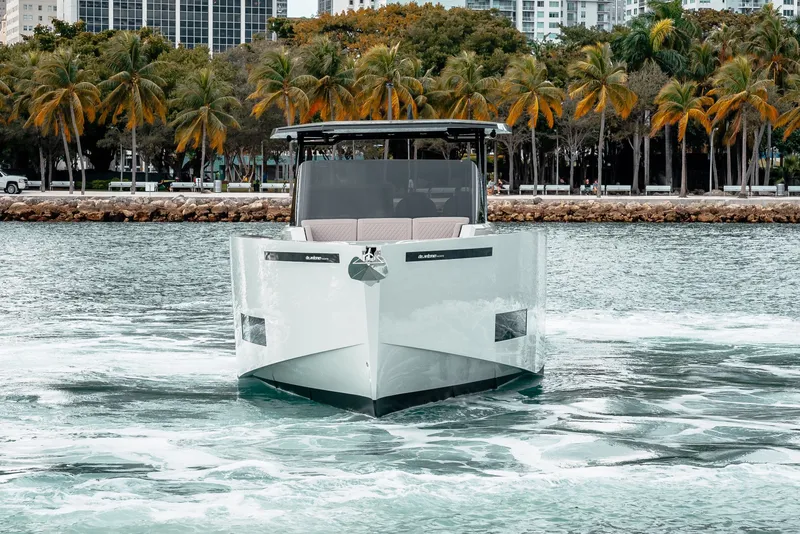 Slide: The Image of De Antonio D42 Open 2025 - 3