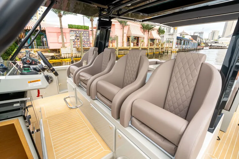 Slide: The Image of De Antonio D42 Open 2025 - 25