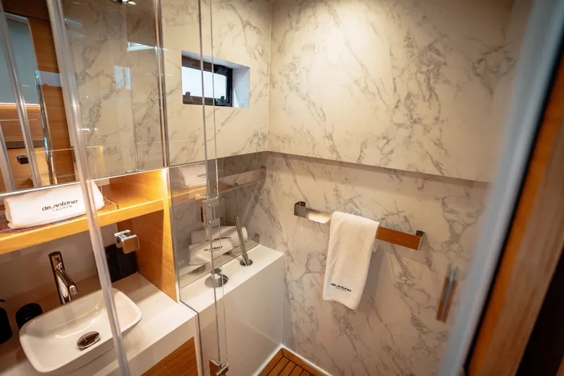 Slide: The Image of De Antonio D50 Coupé 2025 - 38