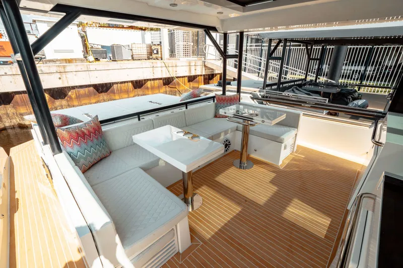 Slide: The Image of De Antonio D50 Coupé 2025 - 11