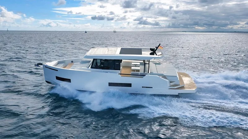 The Image of De Antonio D50 Coupé 2027 - 1