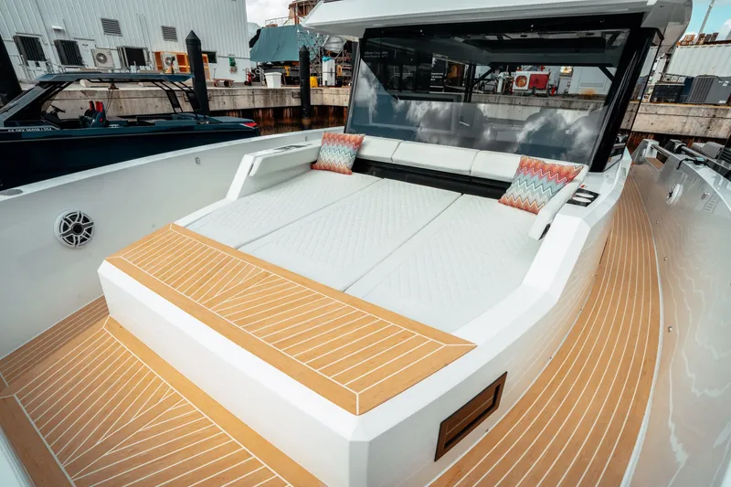 Slide: The Image of De Antonio D50 Coupé 2027 - 30