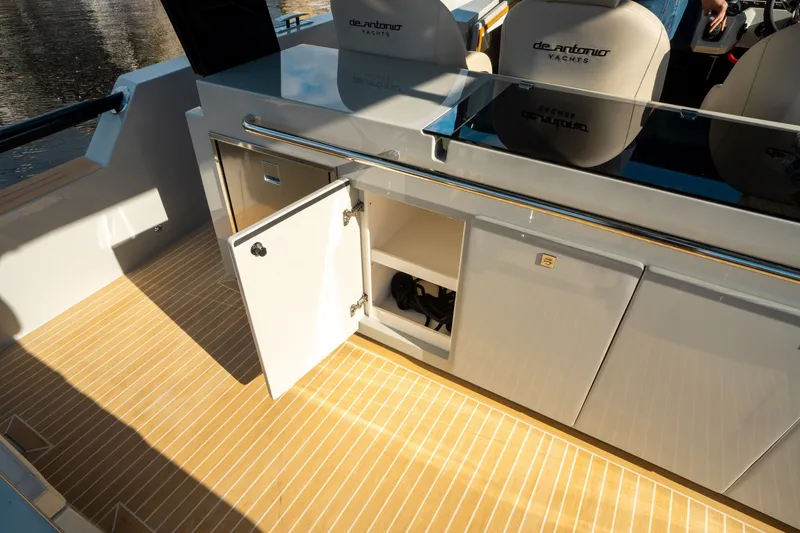 Slide: The Image of De Antonio D50 OPEN 2025 - 22