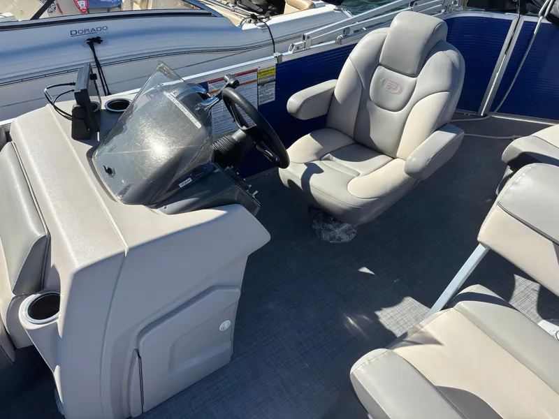 Slide: The Image of Princecraft Vectra 23 2022 - 13