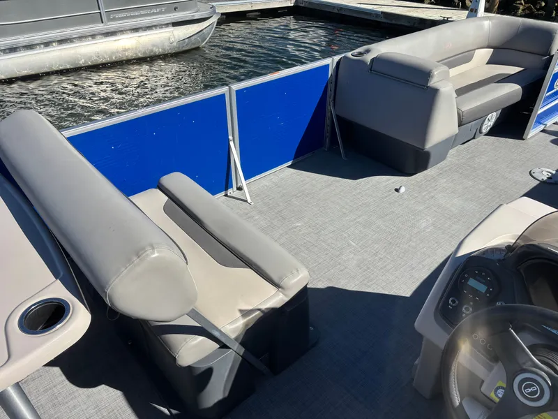 Slide: The Image of Princecraft Vectra 23 2022 - 8