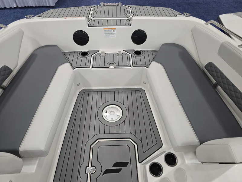 Slide: The Image of Starcraft SVX 171 OB 2026 - 29