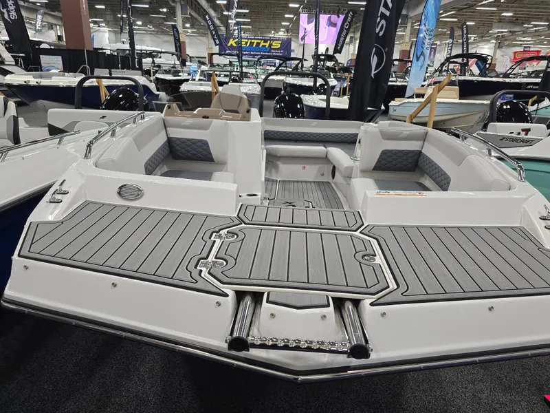 Slide: The Image of Starcraft SVX 171 OB 2026 - 4