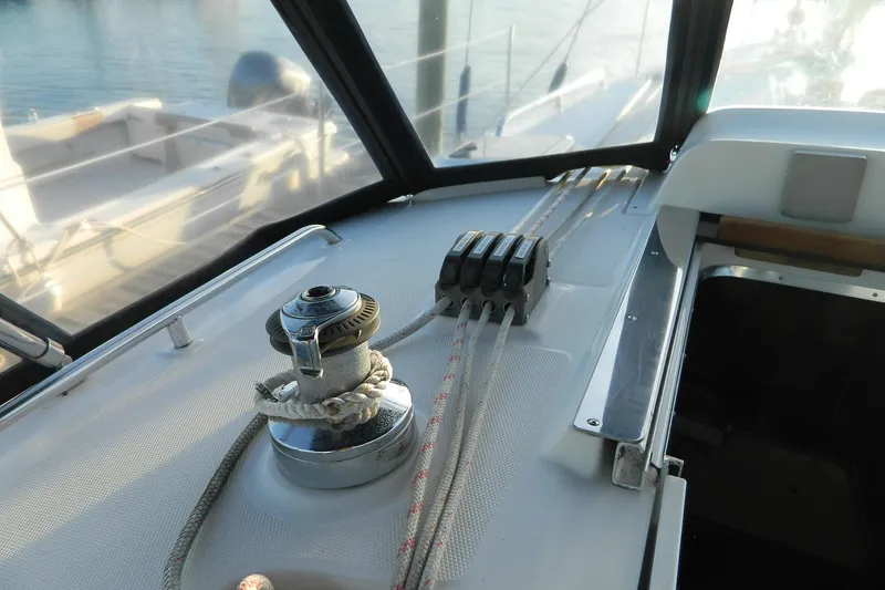 Slide: The Image of Cockpit view of 2007 Hunter 41 AC sailboat with winch and rope clutches. - 10