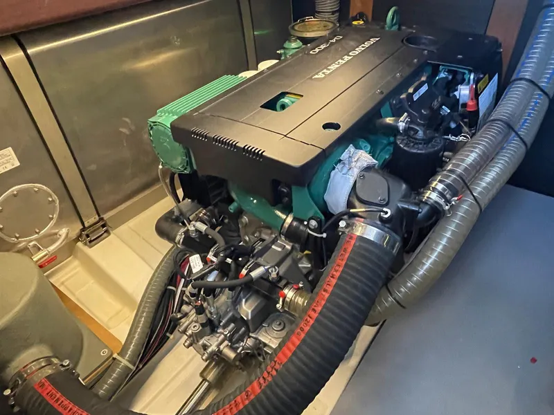 Slide: The Image of Engine compartment of 2021 Beneteau Swift Trawler 41 Fly with Volvo Penta engine. - 28