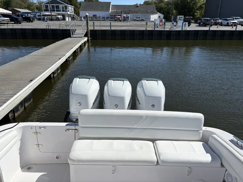 Slide: The Image of Donzi 38 ZSF 2009 - 10