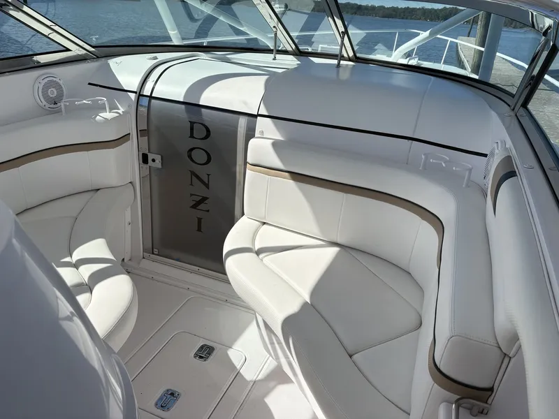 Slide: The Image of Donzi 38 ZSF 2009 - 12