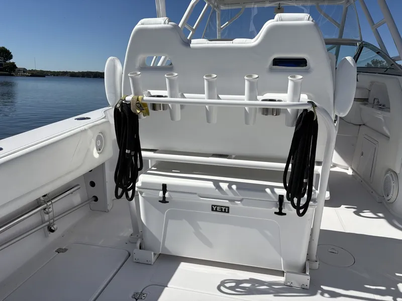 Slide: The Image of Donzi 38 ZSF 2009 - 14