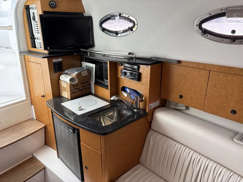 Slide: The Image of Donzi 38 ZSF 2009 - 30