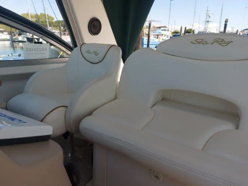 Slide: The Image of Sea Ray 340 Sundancer 1999 - 62