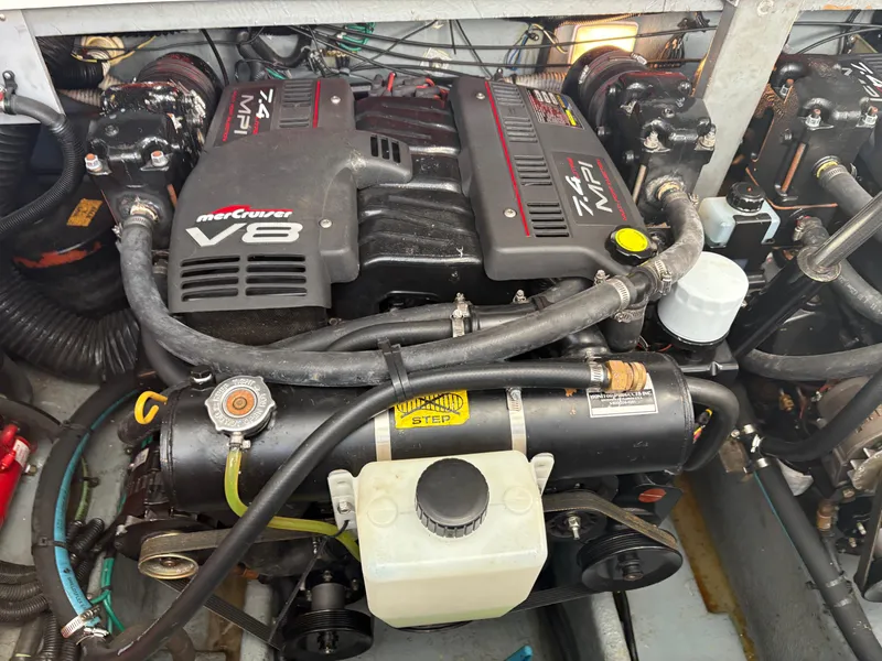 Slide: The Image of Sea Ray 340 Sundancer 1999 - 66