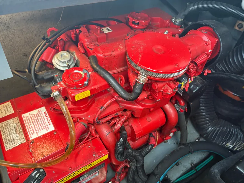 Slide: The Image of Sea Ray 340 Sundancer 1999 - 70