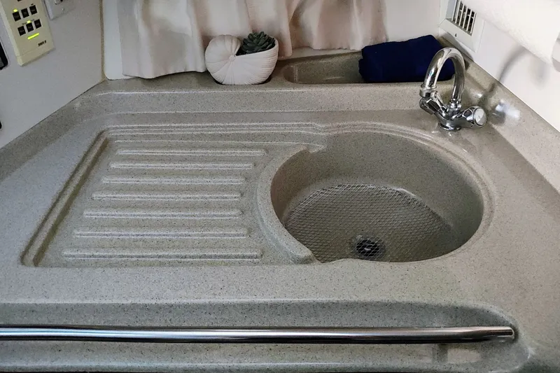 Slide: The Image of Sink - 16